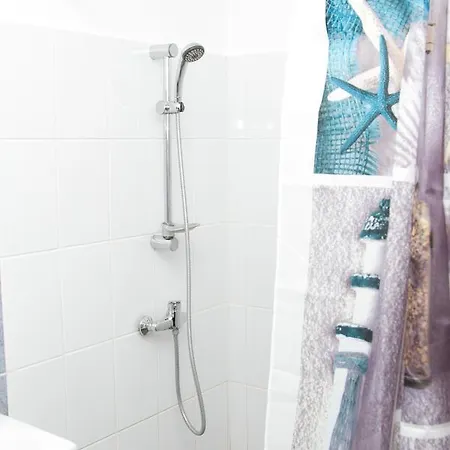 Pensionat Toate Panzele Sus